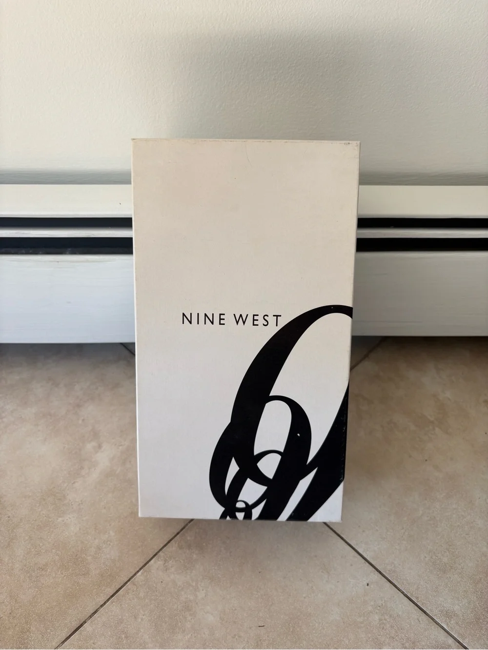 Nine West White and Black Graphic Shoe Box